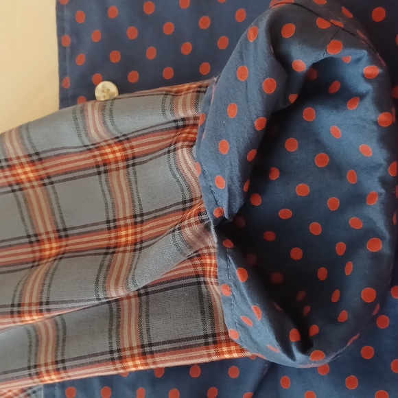 Women's  Vintage reversible  button-down top - Picture 4 of 9